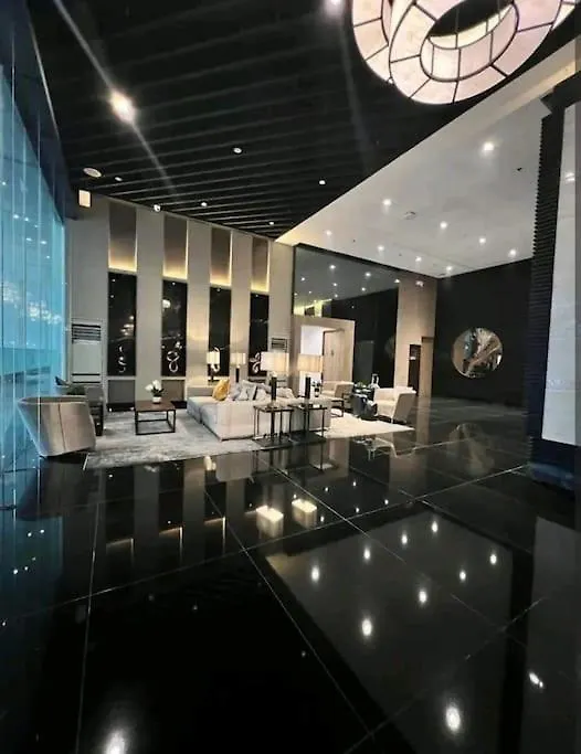 Apartment Air Residence A2 @Central Rcbc/Canadian Embassy Manila