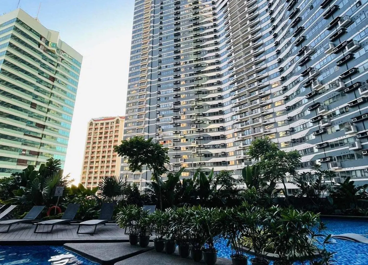 Lägenhet Air Residence A2 @Central Rcbc/Canadian Embassy Manila